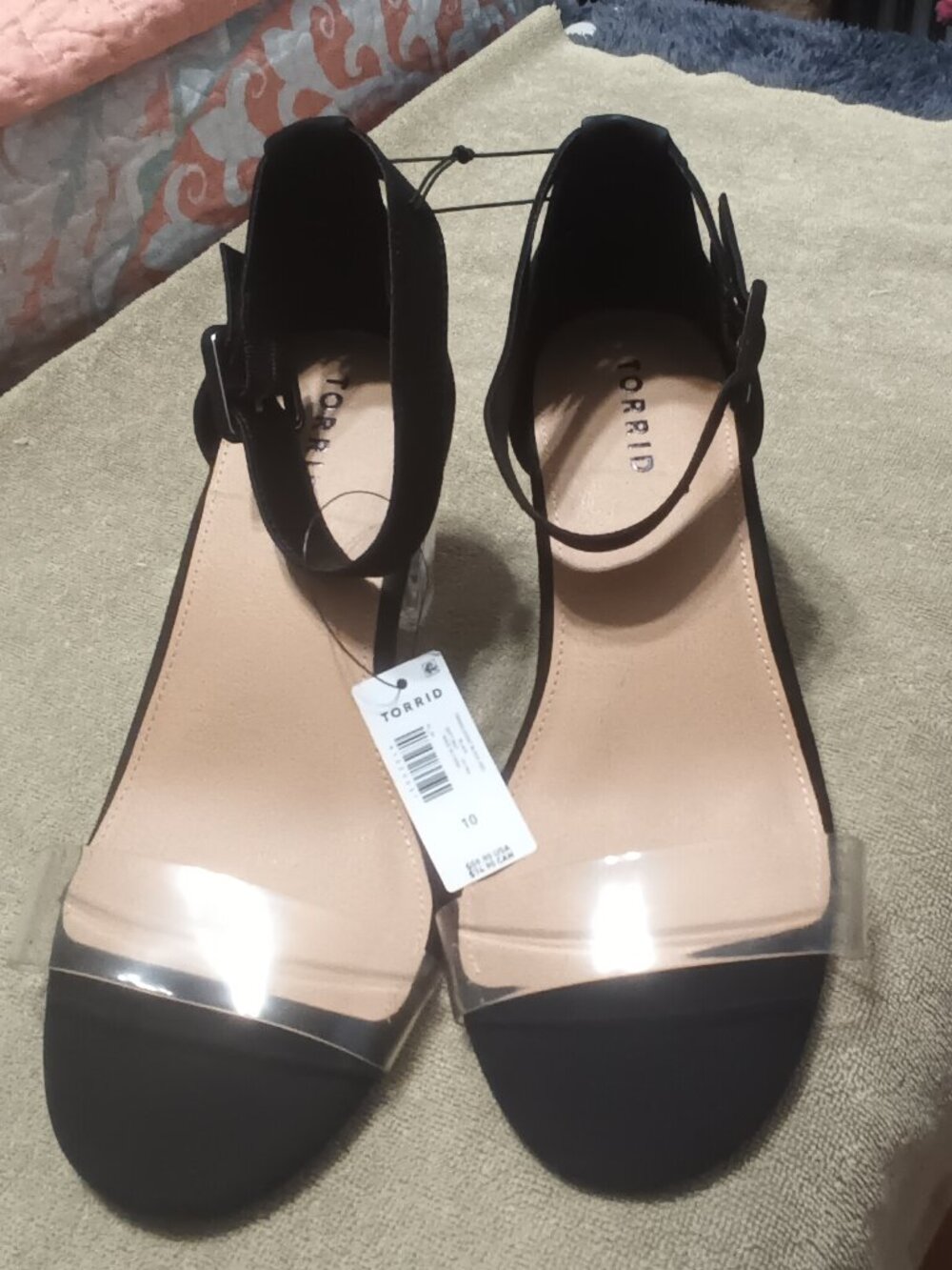 Ladies Shoes Reduced reg$40
